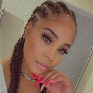 Meet your Posher, Makayla